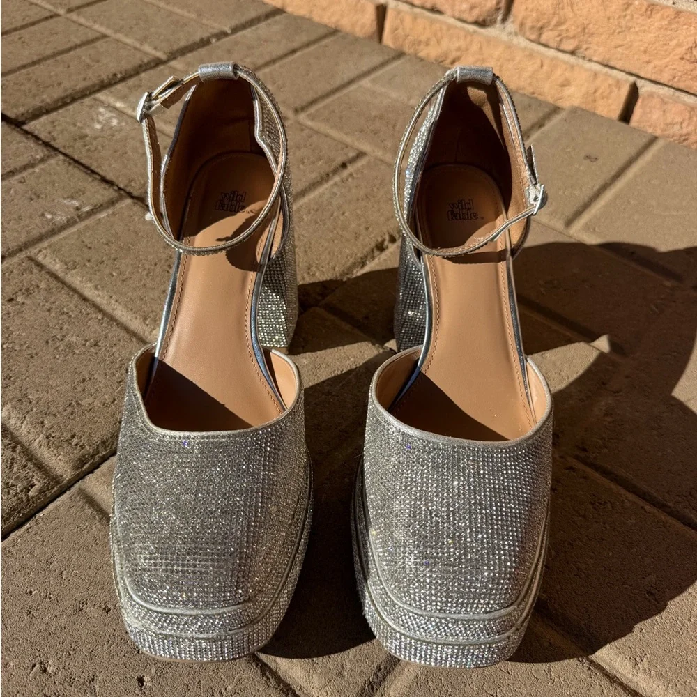 wild fable Silver Rhinestone Platform Heels